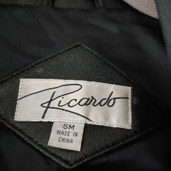 Ricardo soft black  100% leather jacket Sz SM - Picture 4 of 6